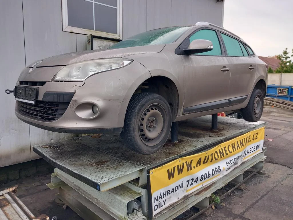 Renault Mégane combi 1.6 16V 81kW K4MR8, 2010