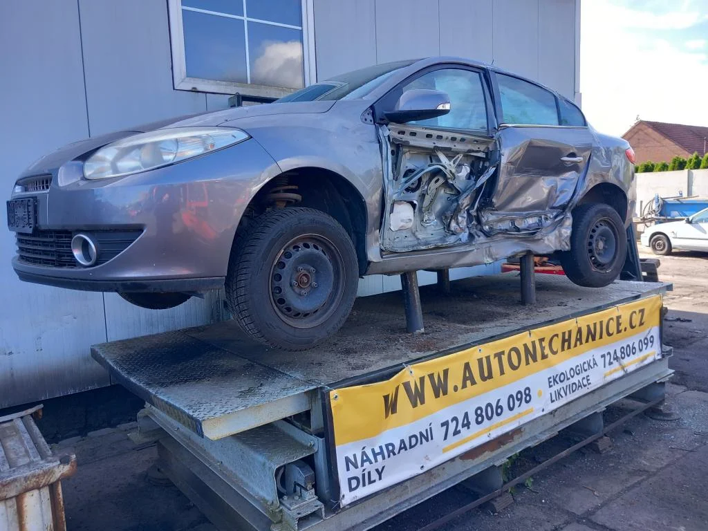 Renault Fluence 1.6 16V 81kW K4MV8, 2010