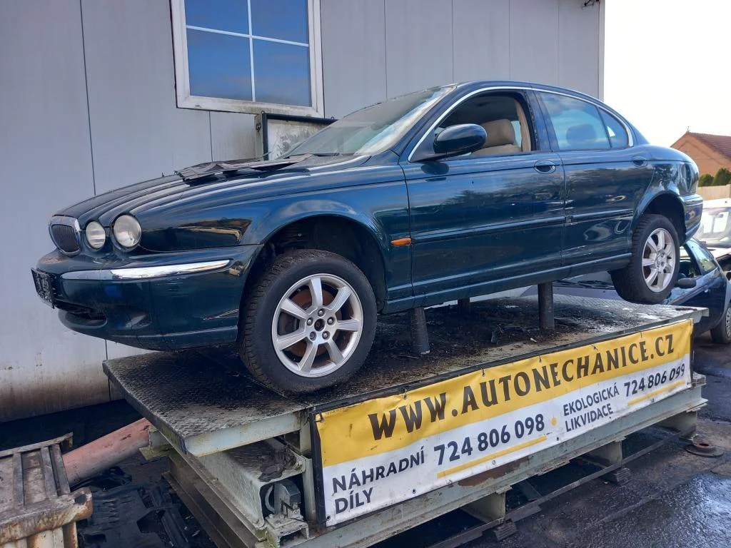 Jaguar X-Type 2.0, 2003