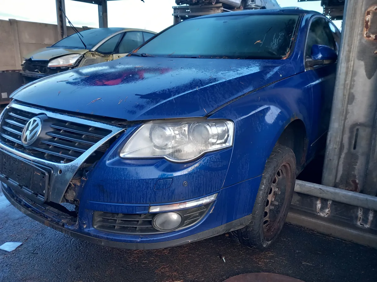 Volkswagen Passat , 2008