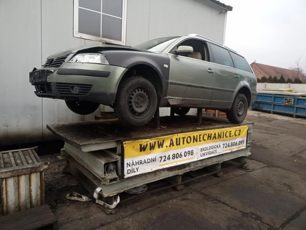 Volkswagen Passat AVF, 2003