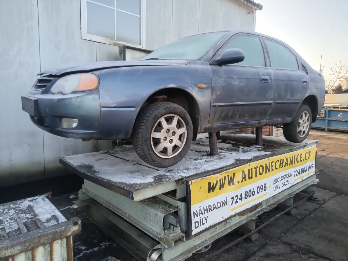 Kia Shuma S6D, 2004