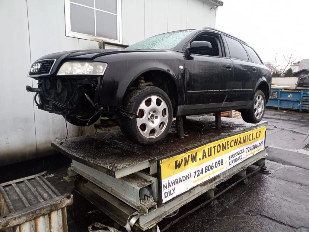 Audi A4 Avant 2.4i BDV, 2003