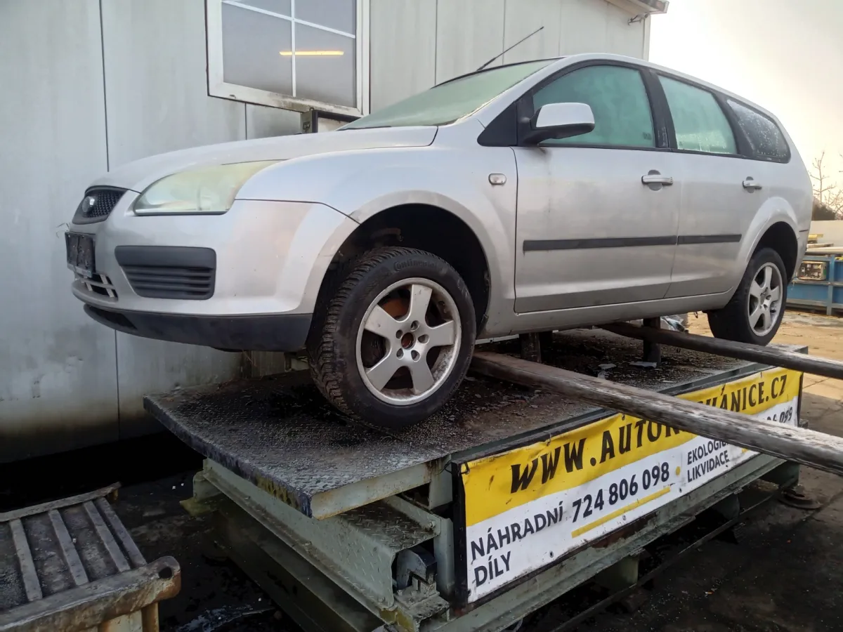 Ford Focus G8DB, 0
