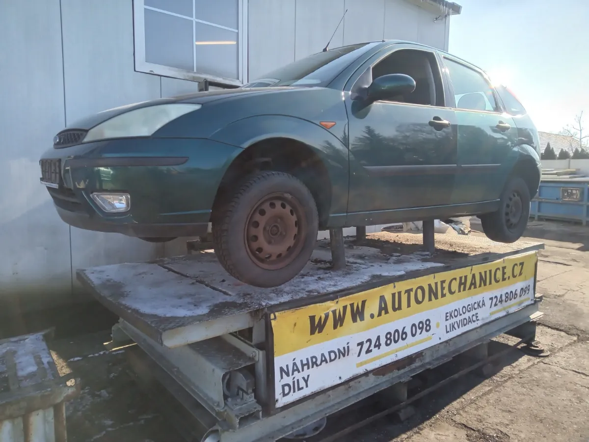 Ford Focus 1.8 ZETEC-E EYDF, 2002