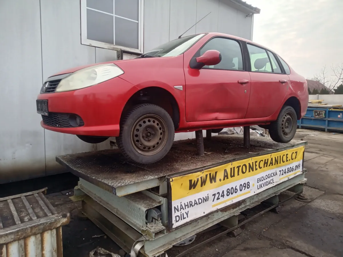 Renault Thalia D4F G 7, 2011