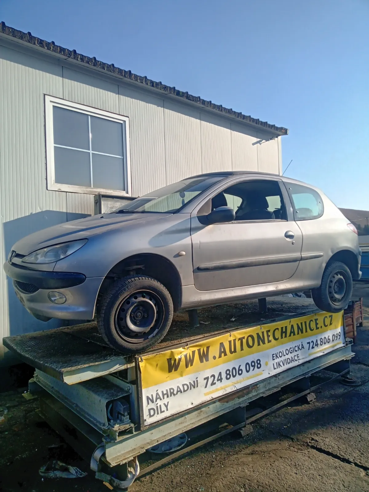 Peugeot 206 	KFW, 2003