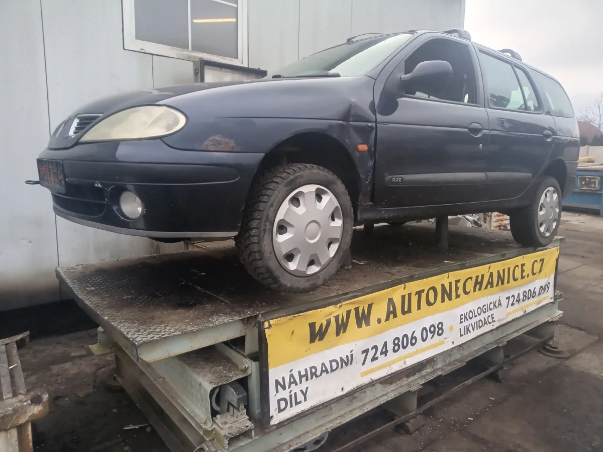 Renault Mégane Break K4MA7, 2000