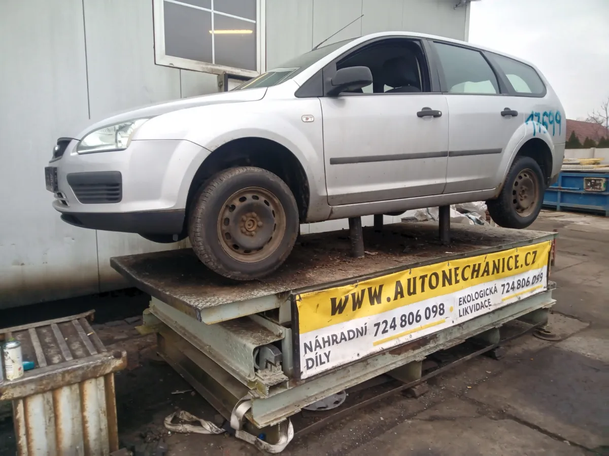 Ford Focus G8DA, 2004