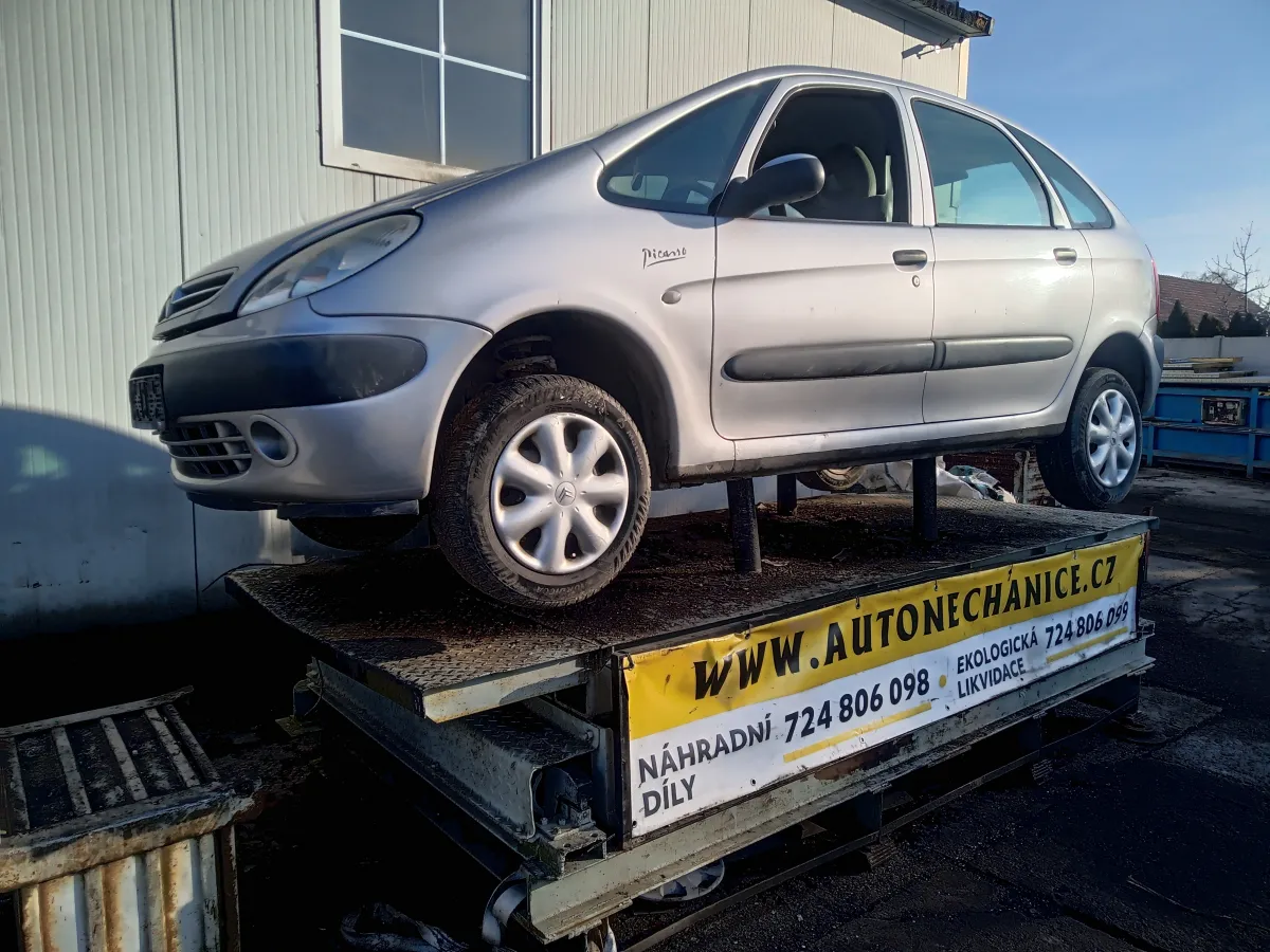 Citroën Xsara Picasso 6FZ, 2001