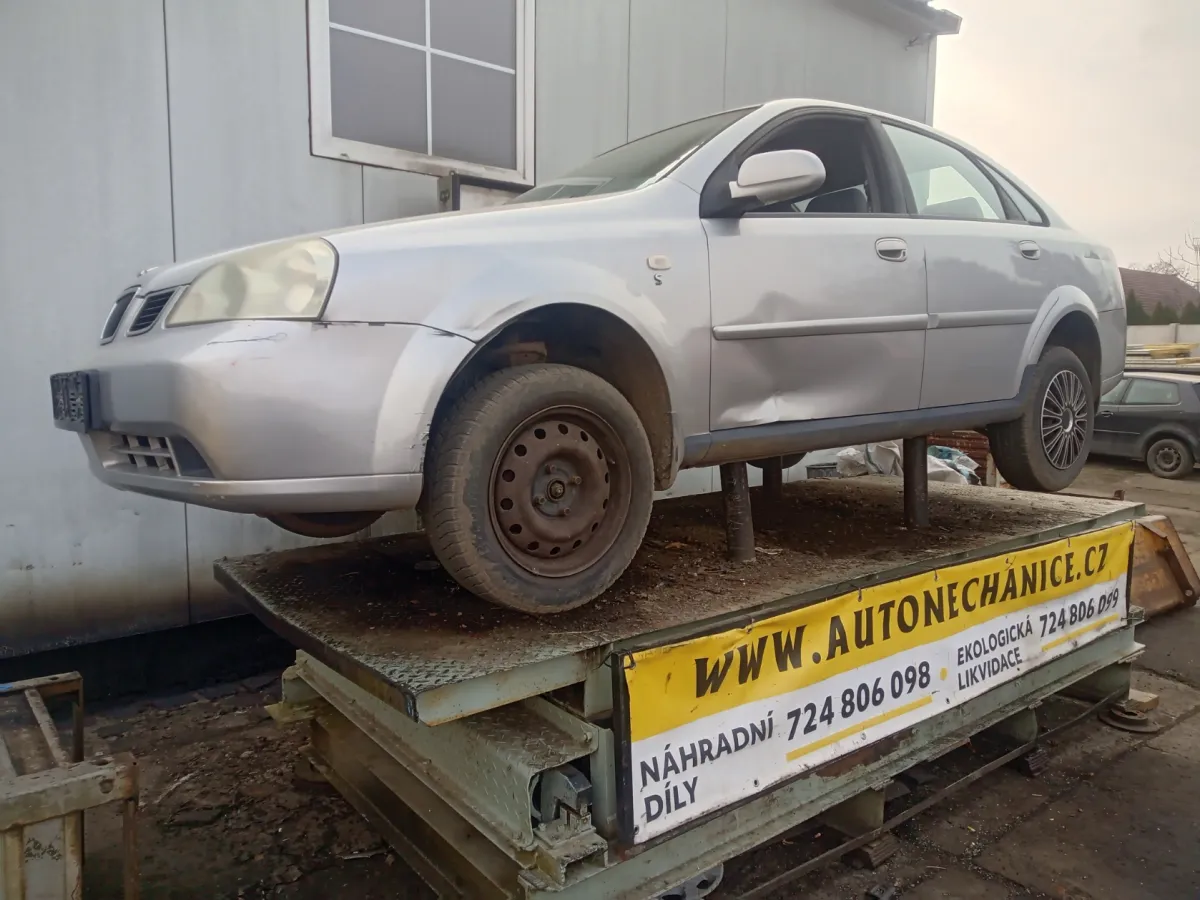 Daewoo Nubira F16D3, 2004