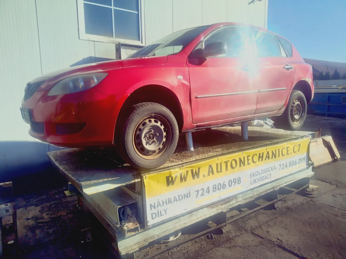 Mazda 3 ZJ, 2005