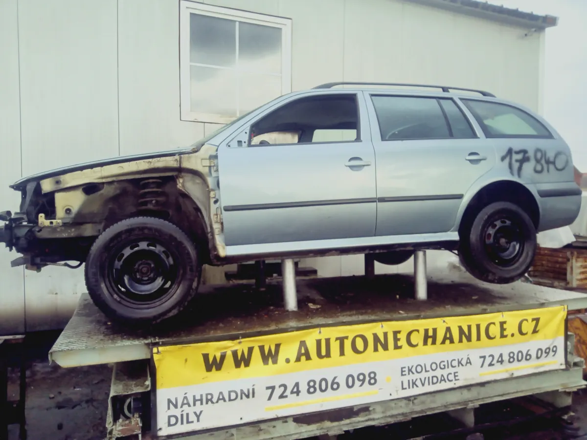 Škoda Octavia ALH, 2002