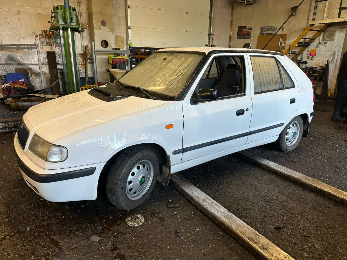 Škoda Felicia 781.136 B, 1998