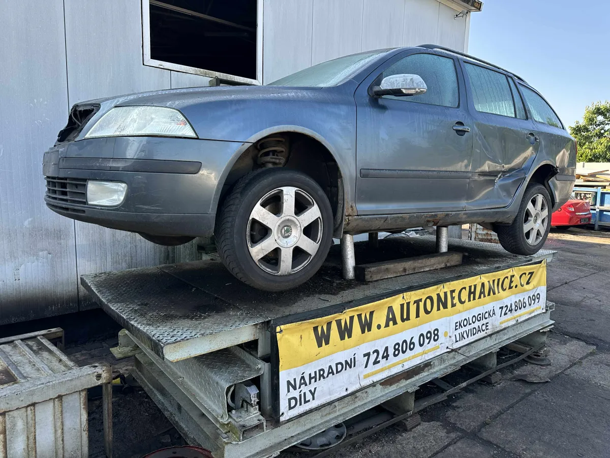 Škoda Octavia II, 2005