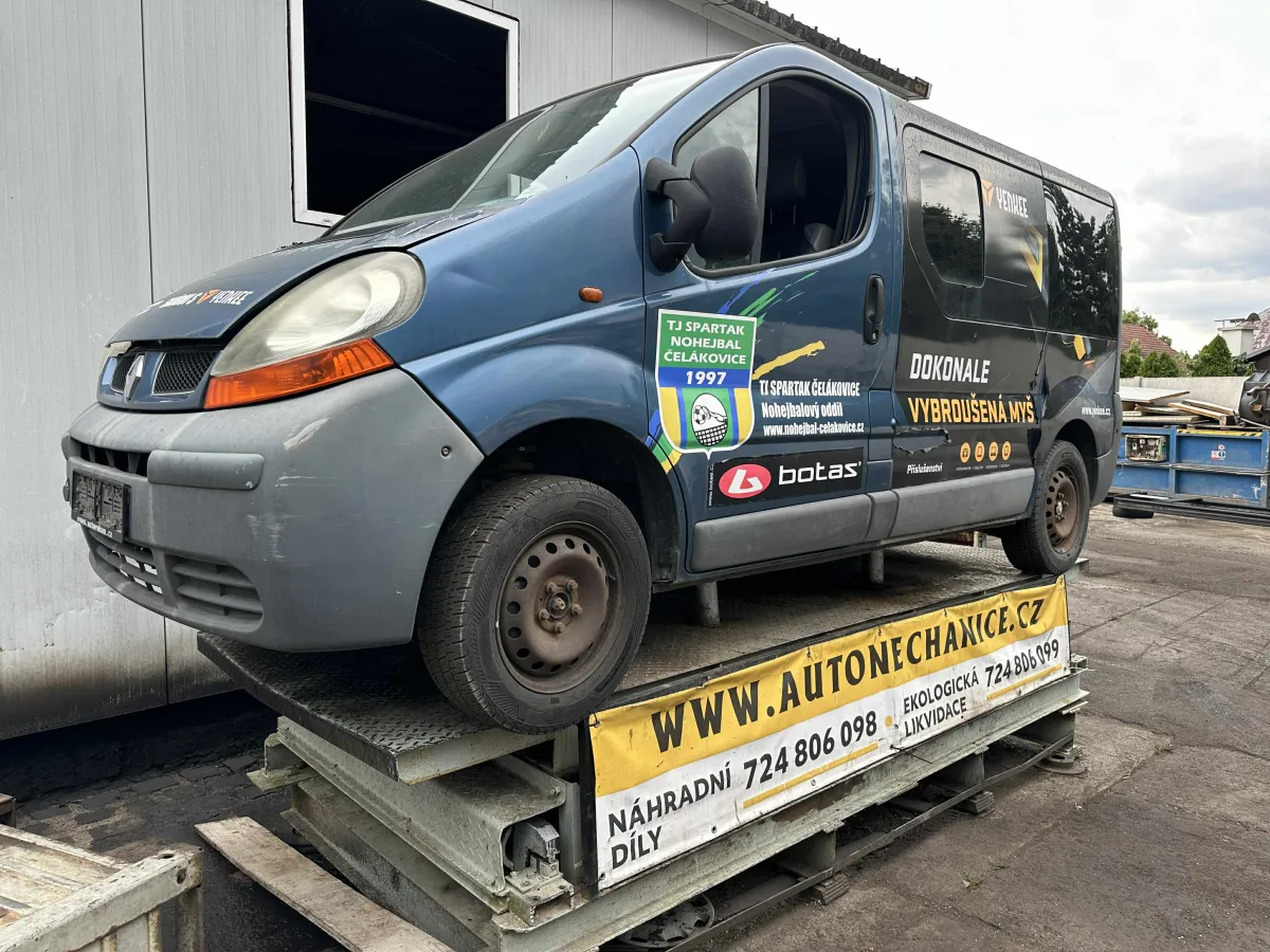 Renault Trafic F9Q U 7, 2006