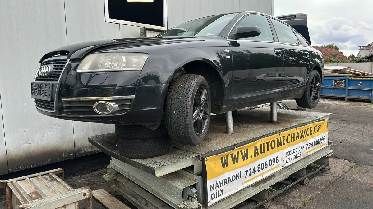 Audi A6 AUK, 2005
