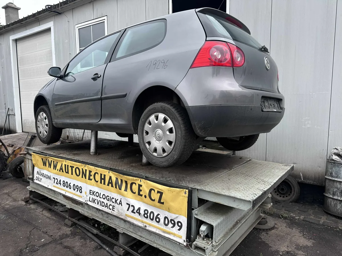 Volkswagen Golf BSE, 2005